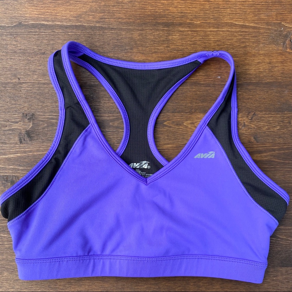 Avia sports bra size M